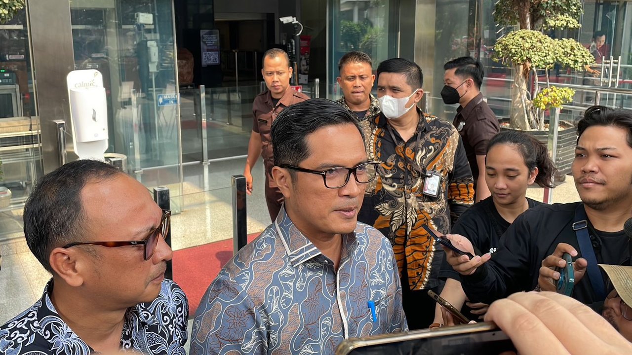 KPK Geledah Kantor Pengacara Febri Diansyah, terkait Kasus TPPU SYL
