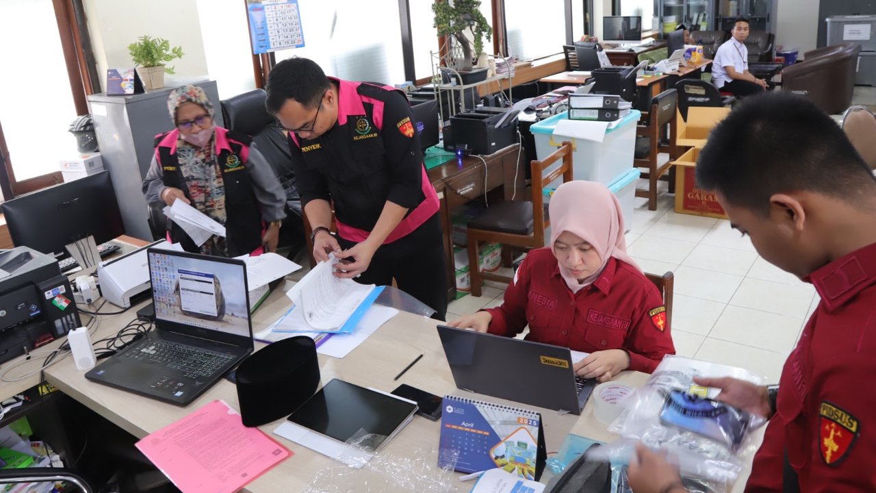 Kejaksaan Geledah Kantor Dinas Pendidikan Provinsi Jatim, Terkait Kasus Apa?