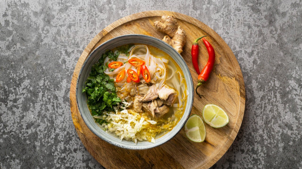 Ilustrasi Soto Mie. Photo Copyright by Freepik