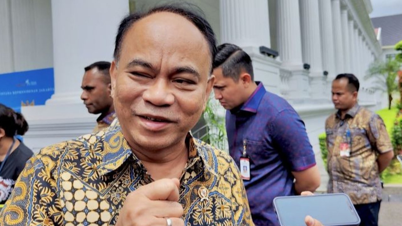 Menkop Budi Arie Bantah IHSG Anjlok Gara-Gara Koperasi Merah Putih: Ini Bukan Hambur-Hambur Uang