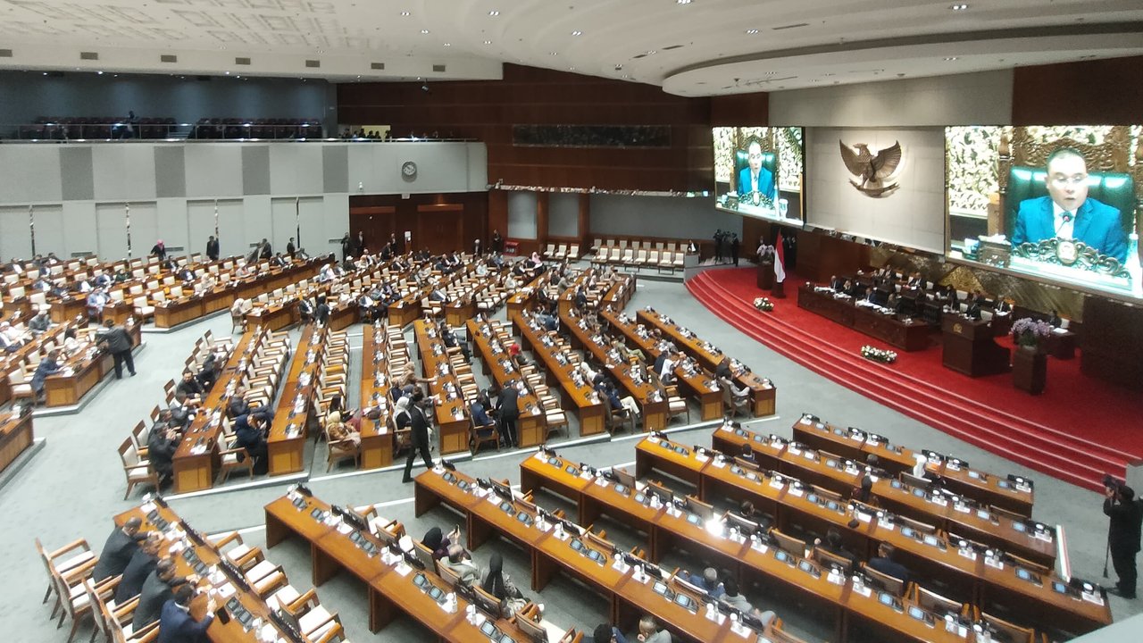Rapat Paripurna DPR