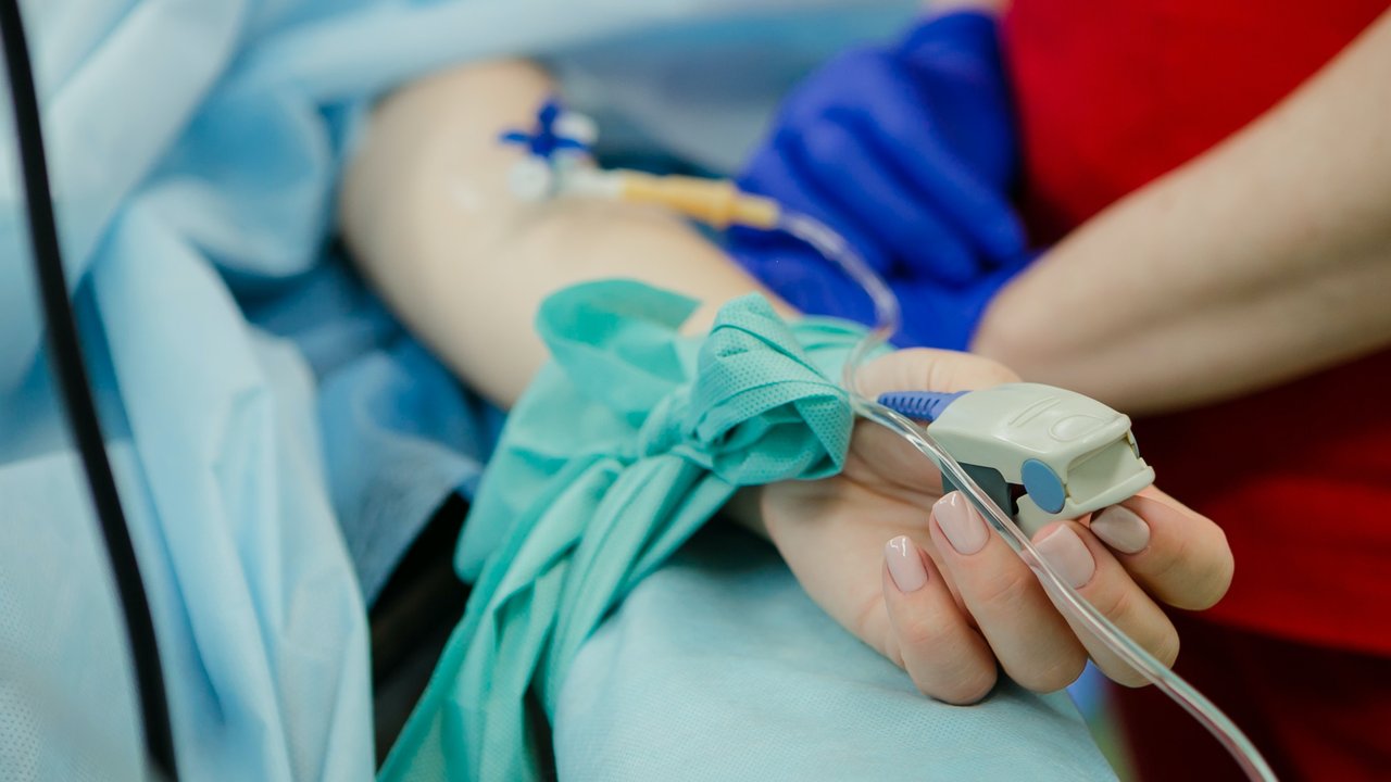 Kamu harus tahu berapa jumlah ukuran kolesterol yang normal, kolesterol yang sudah diambang batas, dan kolesterol yang tinggi pada tubuhmu. (Foto: Unsplash.com/Olga Kononenko)