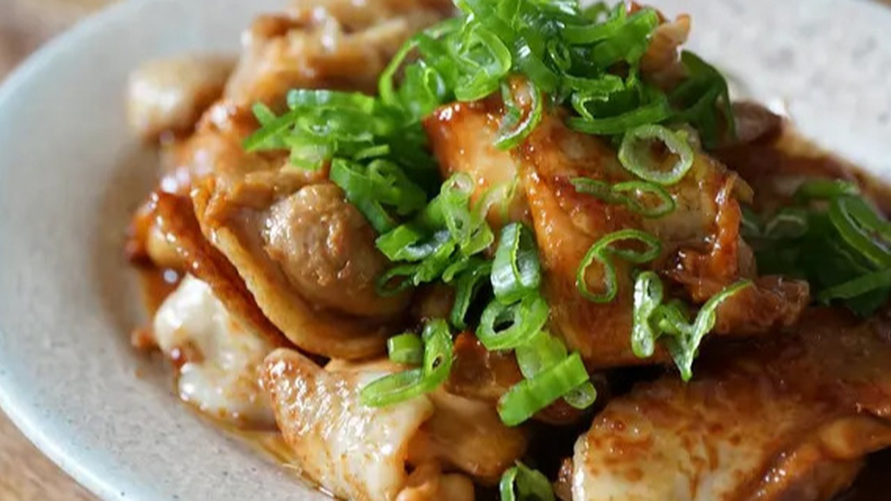 Rebus ayam dengan sempurna/copyright freepik.com/jcomp