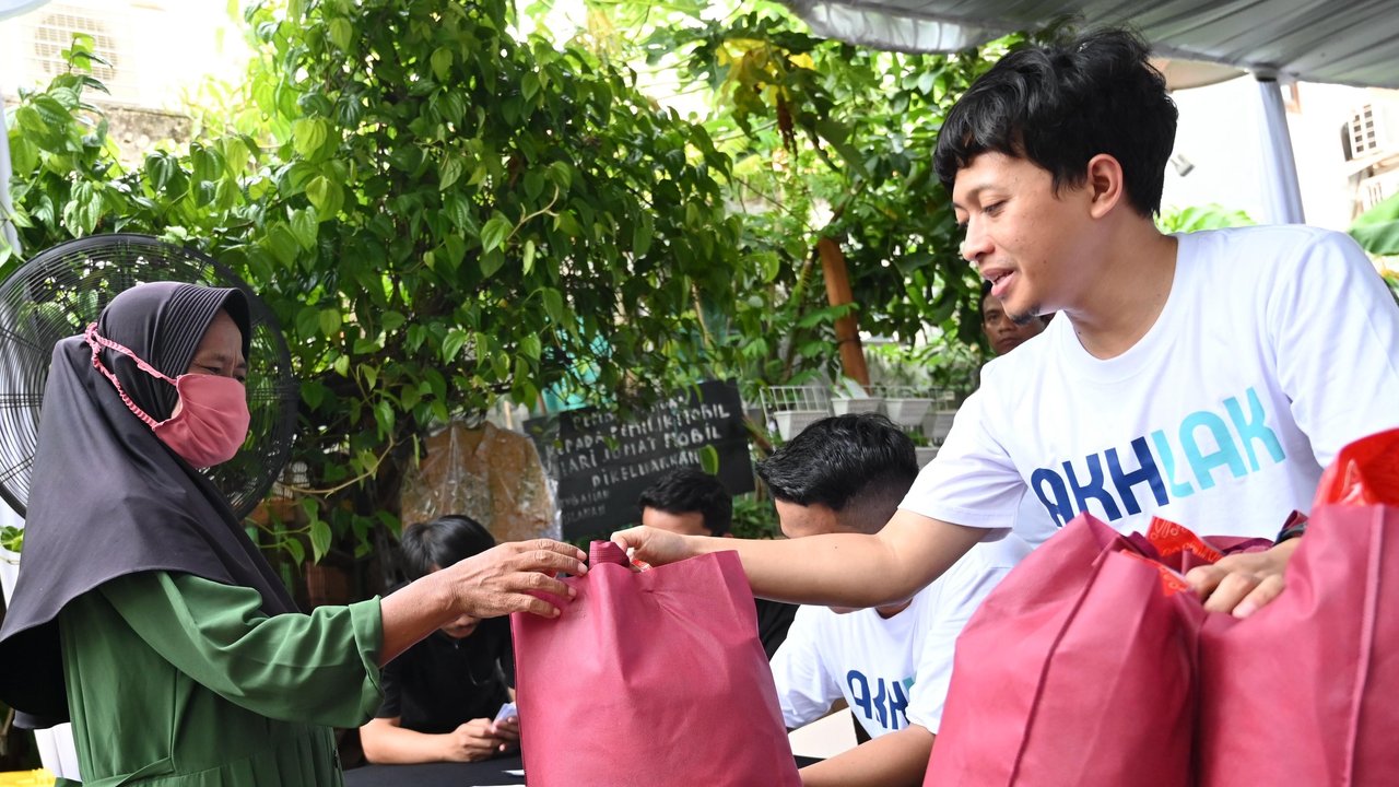 Sobat Aksi Ramadan 2025: 40 Relawan Pertamina Hadir Bersihkan Masjid di Jakarta Barat