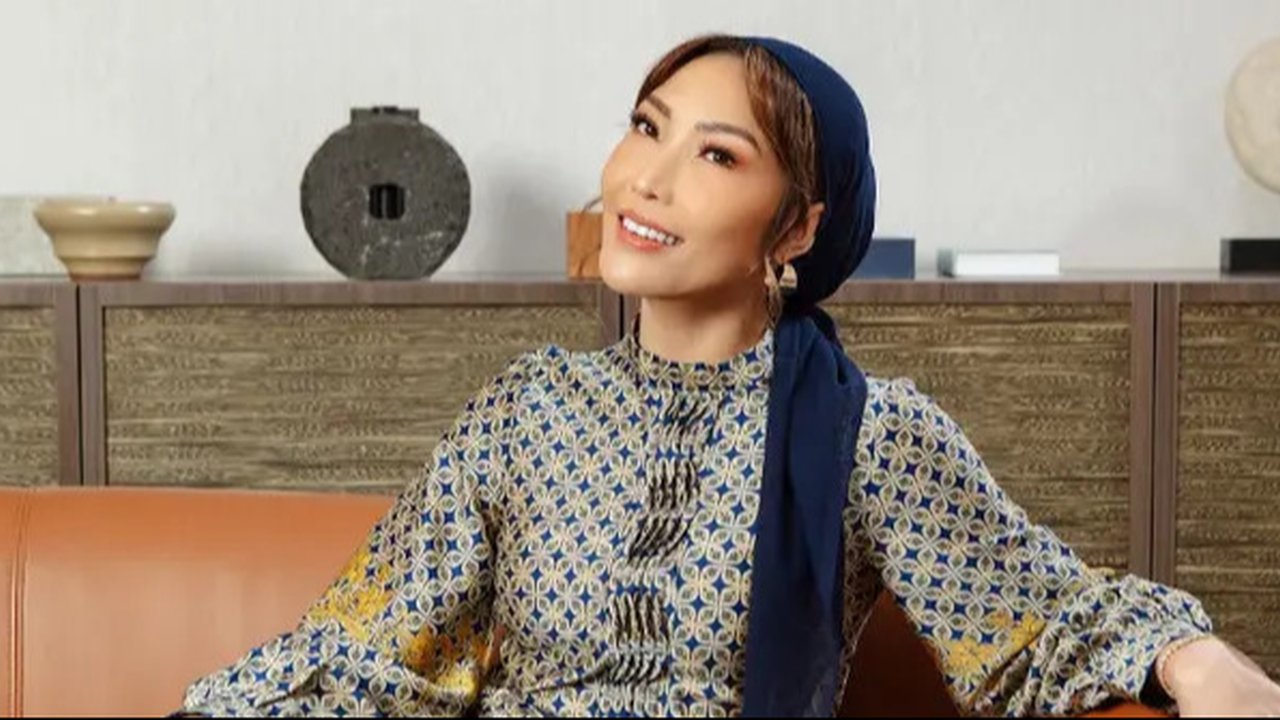 Baju Lebaran Brokat Warna Burgundy