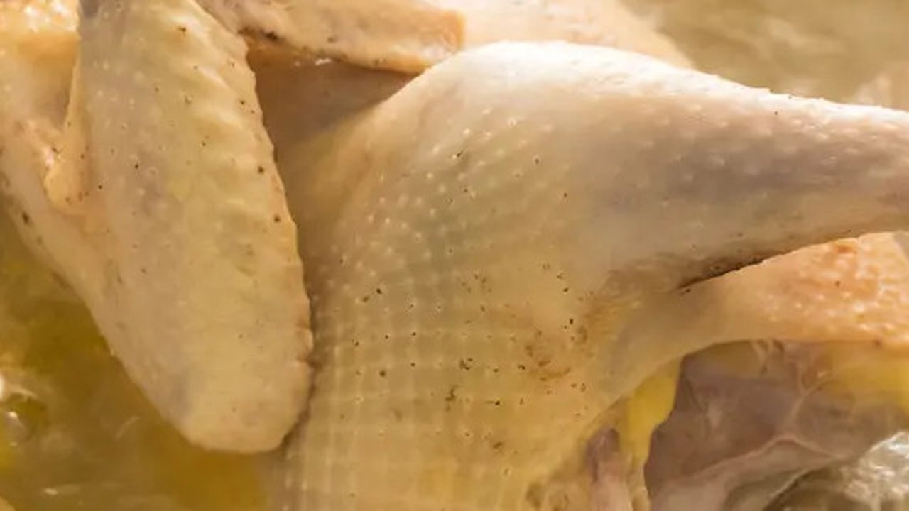 Resep Palekko Ayam Kampung./Youtube.com/Dapur Humaira