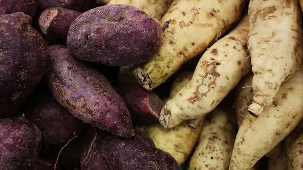 Ubi Jalar Ungu, Kuning, Putih: Mana yang Paling Bergizi dan Enak? (Foto Daniel Dan outsideclick dari Pixabay)