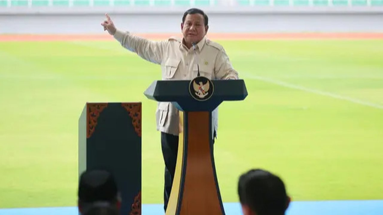 Presiden Prabowo Subianto memimpin Sidang Kabinet Paripurna kedua di Istana Kepresidenan, Jakarta, Jumat sore, dalam suasana bulan puasa, membahas sejumlah program prioritas pemerintah.
