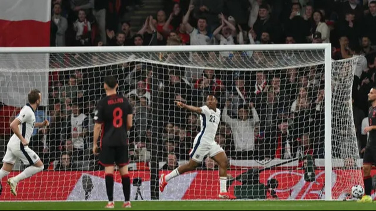 Pecahkan Rekor Marcus Rashford, Myles Lewis-Skelly Jadi Pemain Termuda yang Cetak Gol dalam Laga Debut di Timnas Inggris