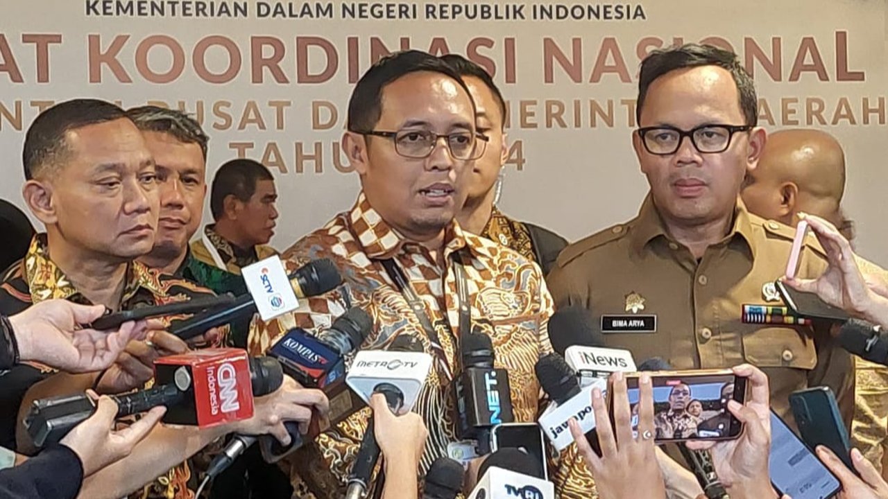 Klarifikasi Hasan Nasbi Soal Kepala Babi Dimasak