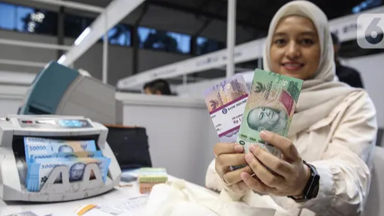 Diketahui, Bank Indonesia telah membuka layanan pemesanan penukaran uang baru periode I dan II melalui PINTAR BI sejak awal Maret 2025 lalu. (Liputan6.com/Angga Yuniar)
