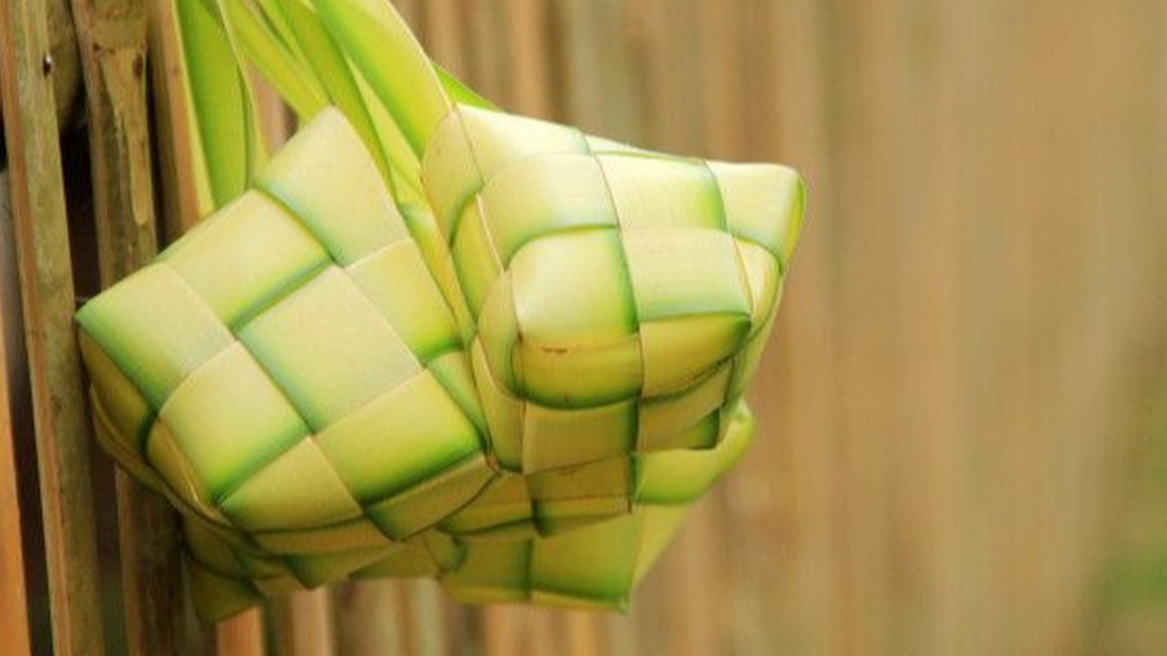 Ilustrasi Ketupat Credit: freepik.com
