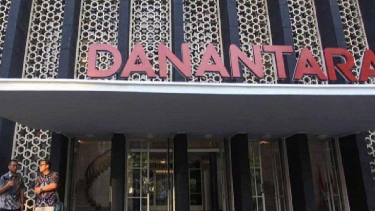 Pemerintah Indonesia akan mengumumkan secara detail struktur organisasi Badan Pengelola Investasi Danantara pada 24 Maret mendatang, termasuk susunan dewan pengawas, dewan penasihat, komite, dan tim eksekutif.