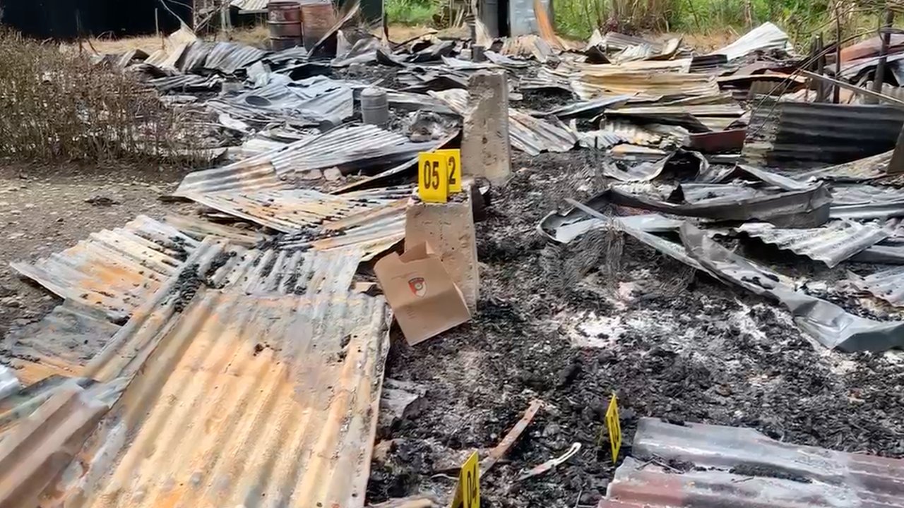 Sadisnya KKB Menyerang Guru dan Nakes Tak Bersalah di Yahukimo, Rumah dan Sekolah Dibakar