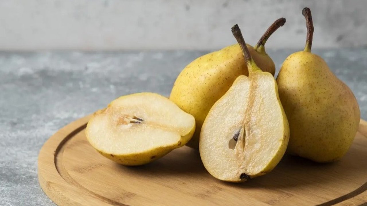 Buah Pir (Sumber: Freepik)