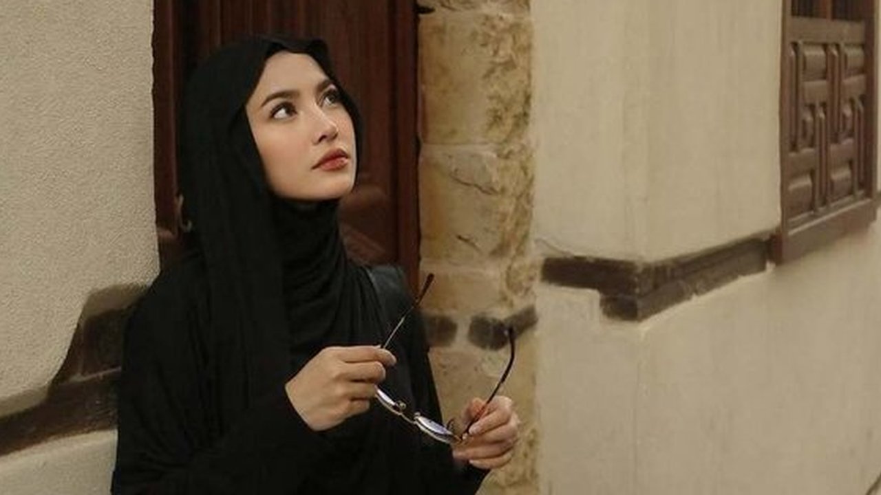 Prosesnya Sungguh Mengharukan, Ini Sederet Selebriti Mualaf dan Pertama Kali Jalani Ramadan 2025