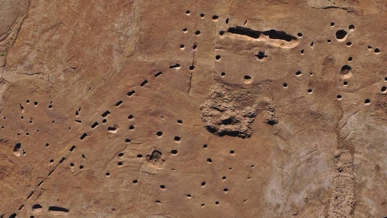 Arkeolog Temukan Permukiman Berusia 3.000 Tahun, Tempat Perjamuan Makan Masyarakat Zaman Perunggu