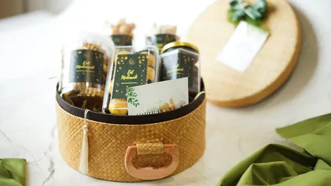 Bukan Tradisi Baru, Pemberian Hampers Ternyata Sudah Ada Sejak Zaman Kolonial