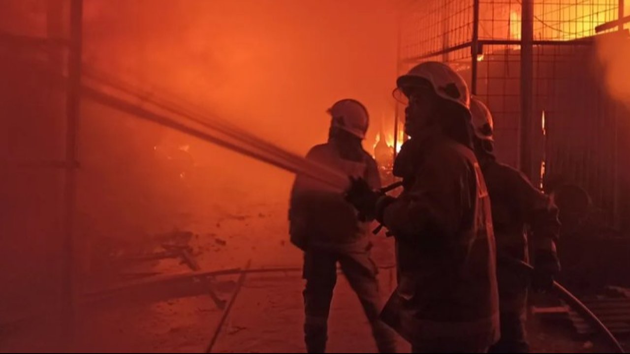 Kebakaran di Grogol Petamburan Jakbar, 20 Mobil Damkar Dikerahkan