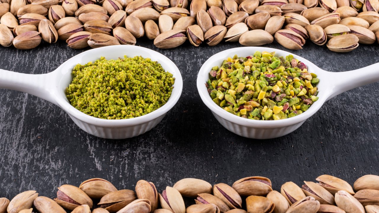 kacang pistachio