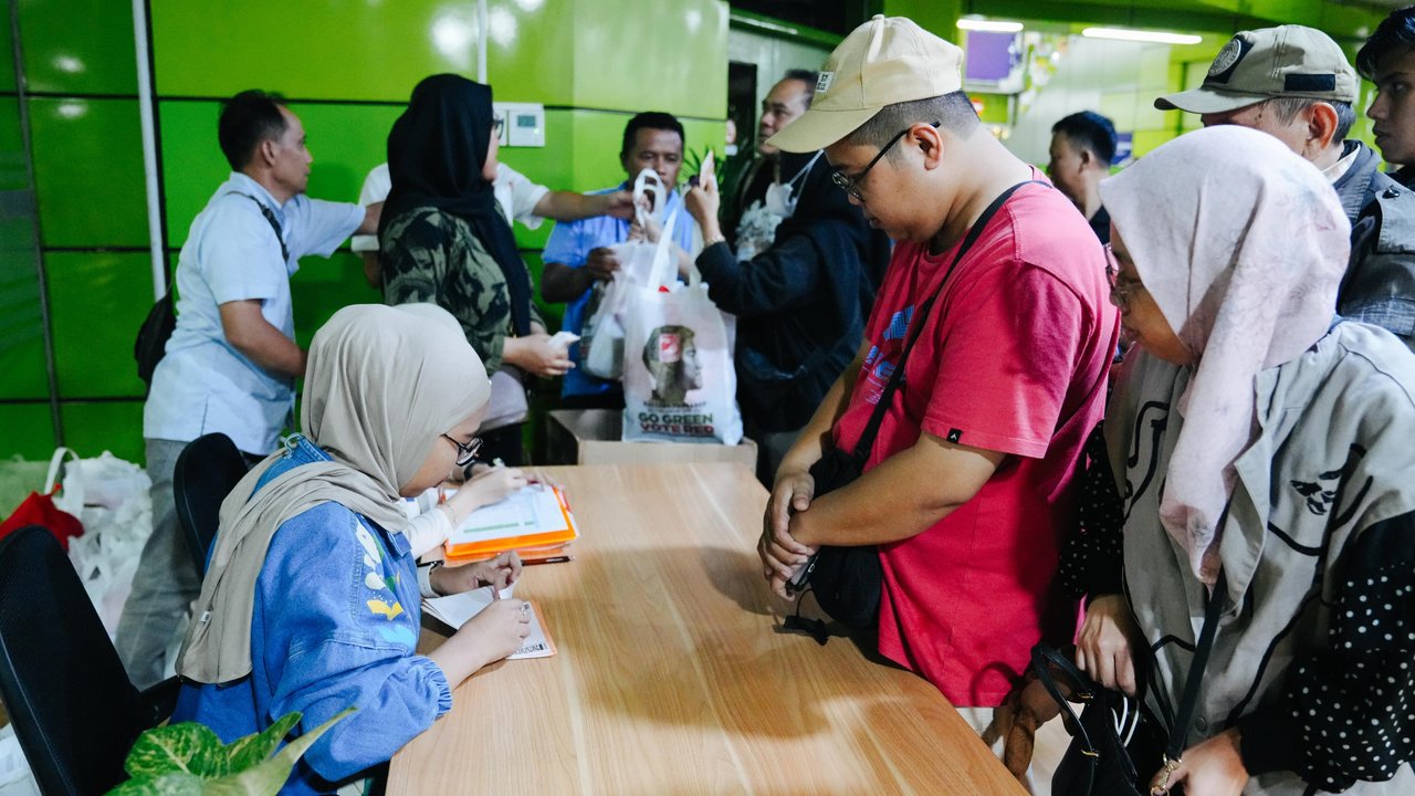 PSI Berangkatkan Ratusan Pemudik Secara Gratis