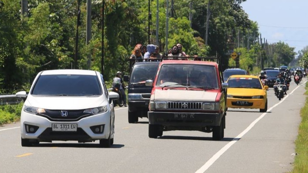 Pakar otomotif ITB bagikan kiat mengatur bawaan mobil agar tak kelebihan muatan dan tetap aman saat mudik Lebaran, hindari penurunan kinerja mesin dan risiko kecelakaan.