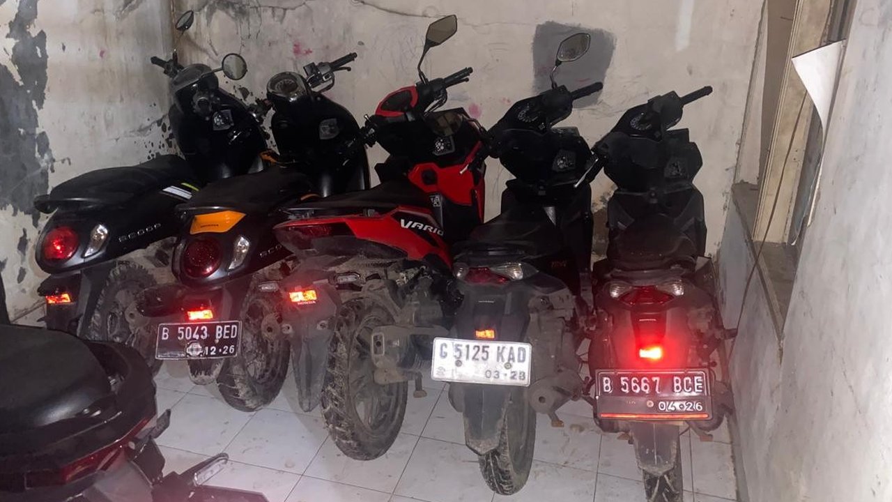 Rumah di Kalideres Jadi Gudang Motor Curian