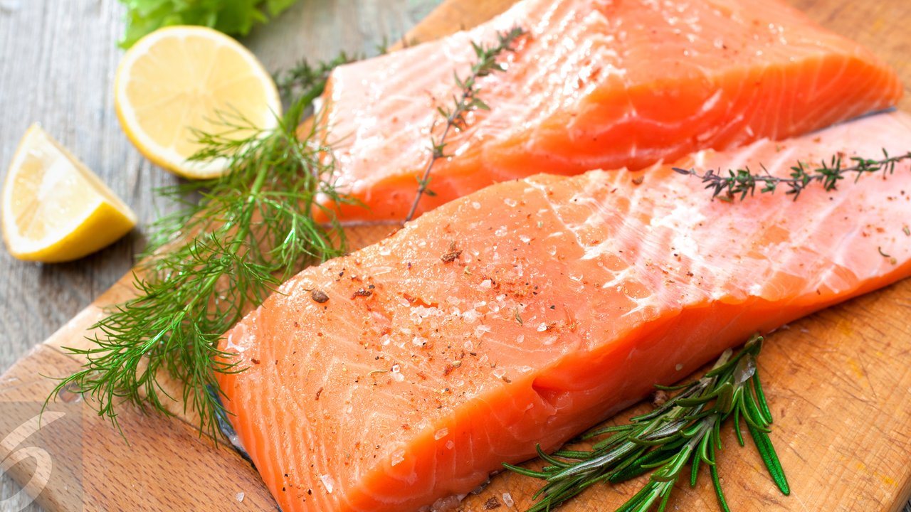 Ilustrasi Foto Ikan Salmon (iStockphoto)