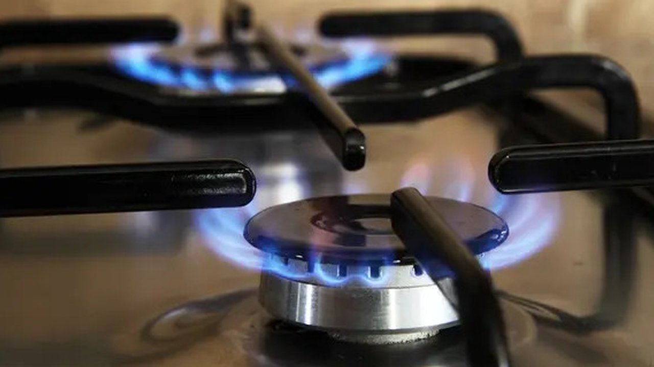 Ilustrasi kompor gas (dok. Pixabay.com/ferarcosn/Putu Elmira)