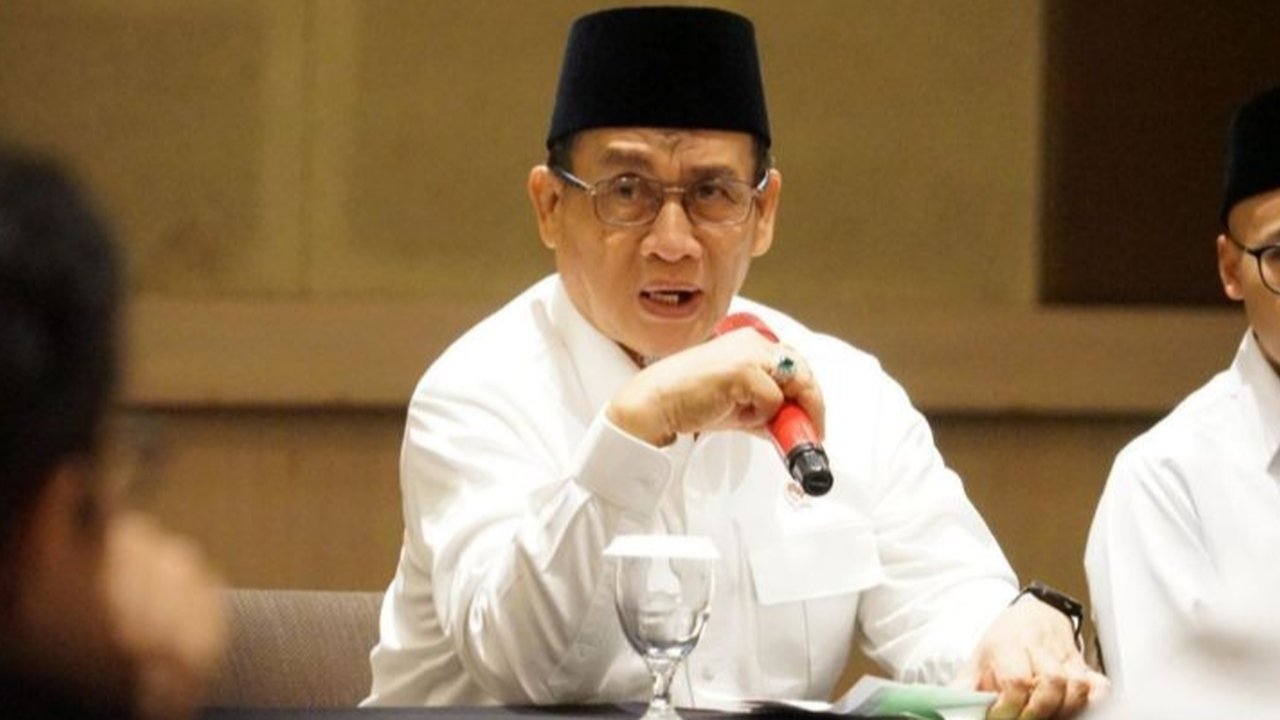Wamenag Romo HR Muhammad Syafi'i saat hadiri program Cek Kesehatan Gratis yang dimulai Senin (10/2/2025) di Puskesmas Pasar Minggu, Jakarta Selatan. (Liputan6.com/Elza Puti Pramata)