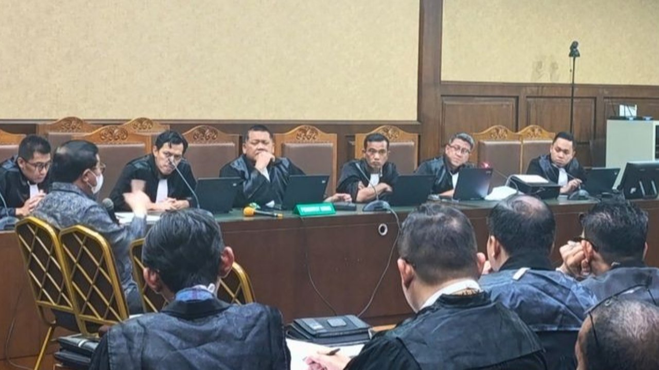 Hakim Pembebas Ronald Tannur Ngaku Terima Gaji Rp28 Juta, Pernah Terima Mata Uang Asing