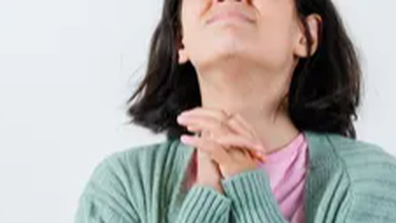 Ilustrasi tersedak duri ikan