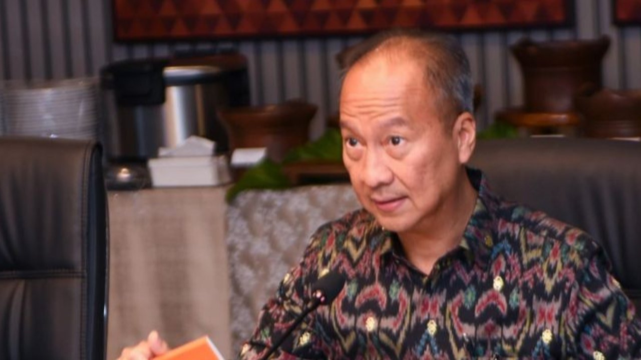 Istrinya Difitnah, Menperin Agus Gumiwang akan Laporkan LSM Ini ke Polisi