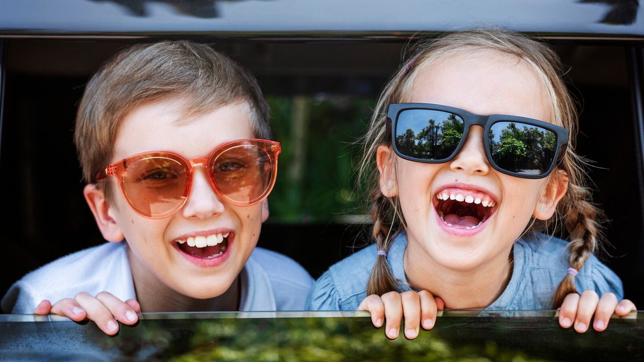 Rencanakan tempat istirahat untuk anak tetap nyaman dan ceria di dalam perjalanan mudik. (Sumber: Freepik/rawpixel.com).