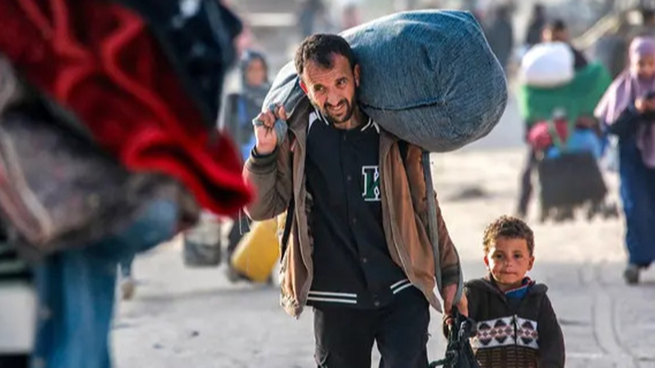 Data Kementerian Kesehatan Palestina menyebutkan bahwa serangan udara yang diluncurkan Israel ini setidaknya menewaskan 200 orang. (Bashar TALEB/AFP)