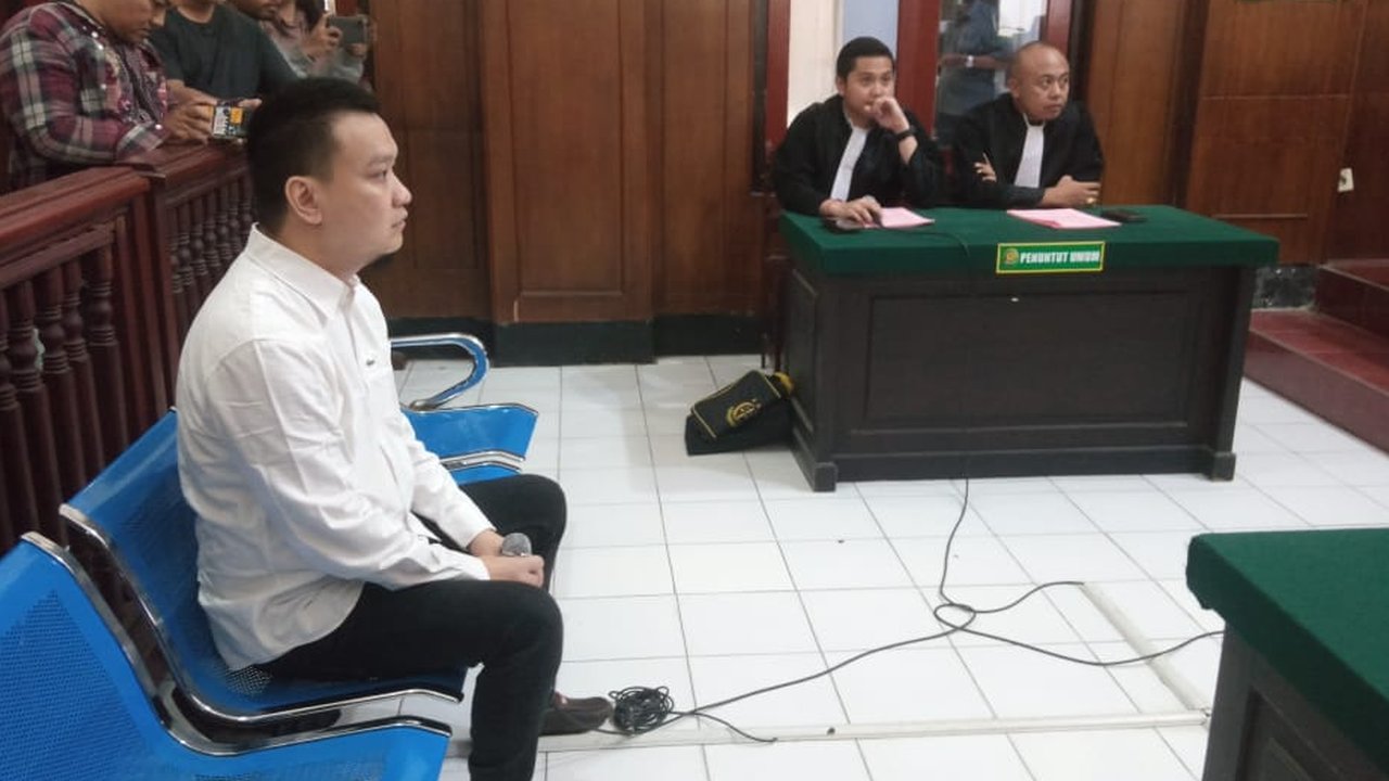 Ivan Sugiamto, Pengusaha Surabaya yang Paksa Anak SMA Gonggong Divonis 9 Bulan Penjara