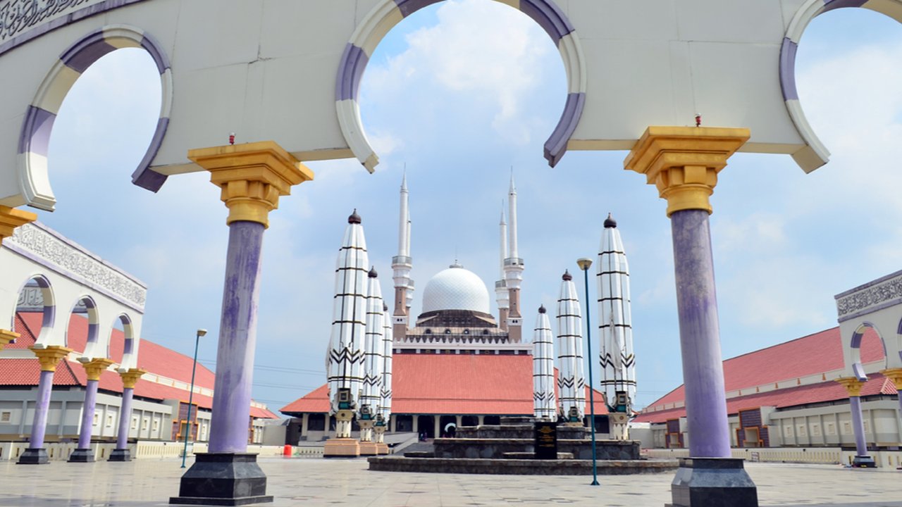 Begini Kegiatan Ramadan di Dua Masjid Besar Jawa Tengah
