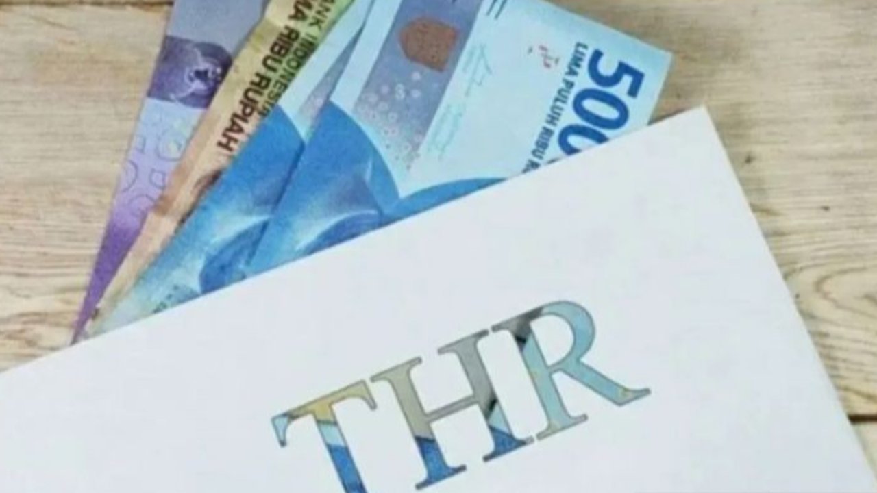 Tips Menabung Uang THR Anak