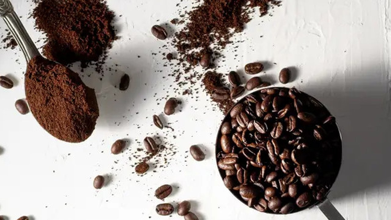 Ilustrasi mata panda. (Photo created by KamranAydinov on www.freepik.com)