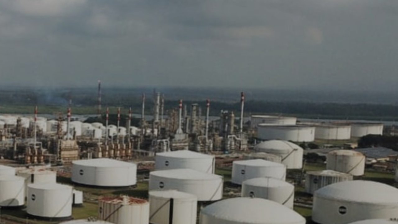 PT Kilang Pertamina Internasional (KPI) memiliki misi untuk menjalankan bisnis kilang minyak dan petrokimia secara profesional dan berstandar internasional dengan prinsip keekonomian yang kuat dan berwawasan lingkungan.