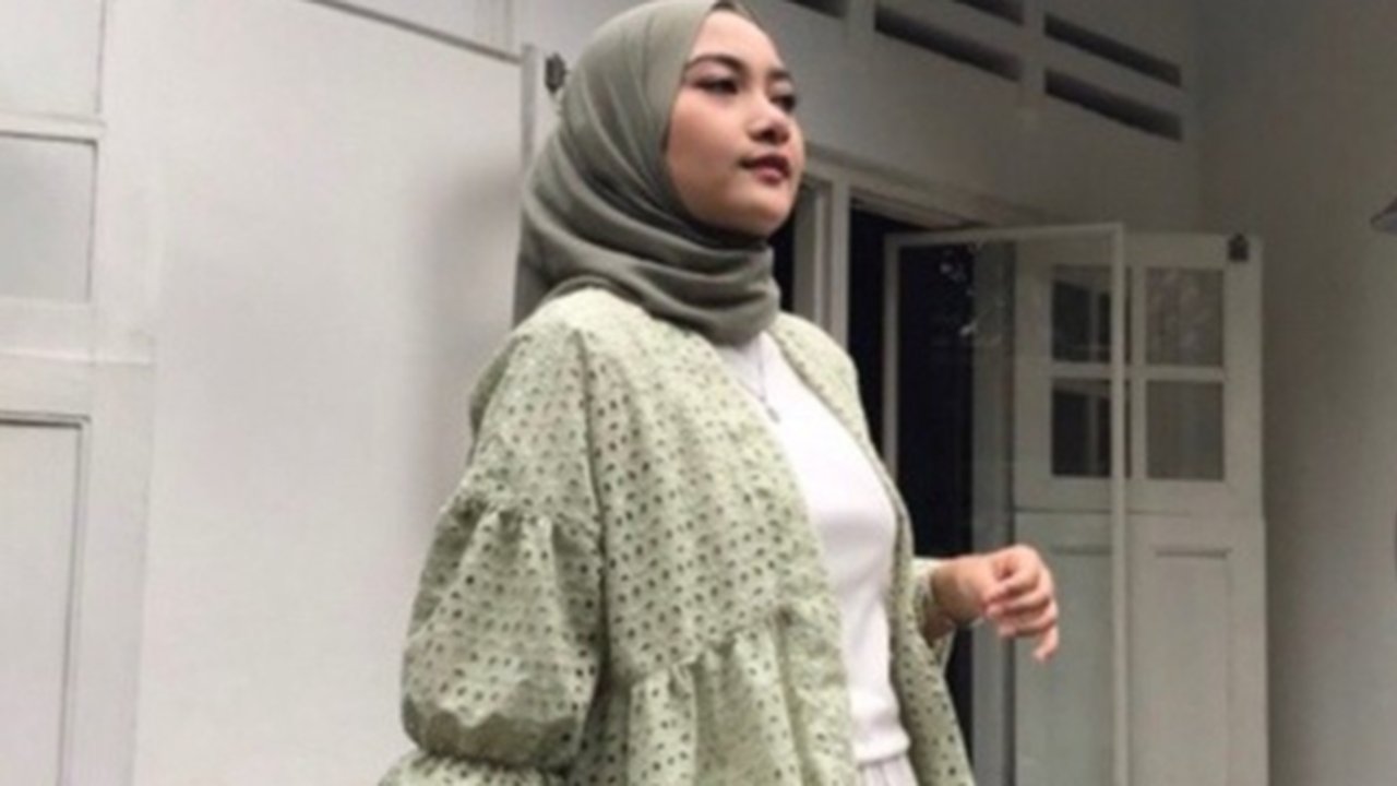 Tren Baju Lebaran 2025, dari Katbol Sampai Gamis dan Lengkap dengan Harganya