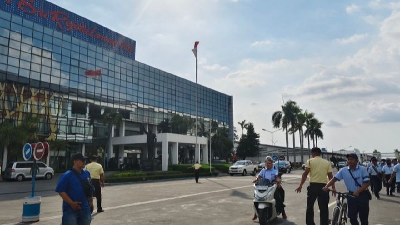 Disnaker Sukoharjo memastikan hak-hak karyawan Sritex tetap terlindungi meskipun perusahaan telah menyatakan PHK massal efektif Maret 2024 mendatang.