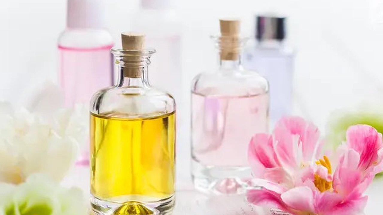Ilustrasi Foto Minyak Wangi atau Parfum (iStockphoto)