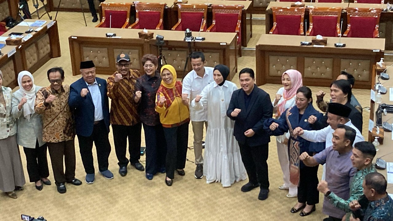 DPR Setuji Pemberian Kewarganegaraan ke Emil Audero, Joey Mathijs Petupassy dan Dean Ruben James