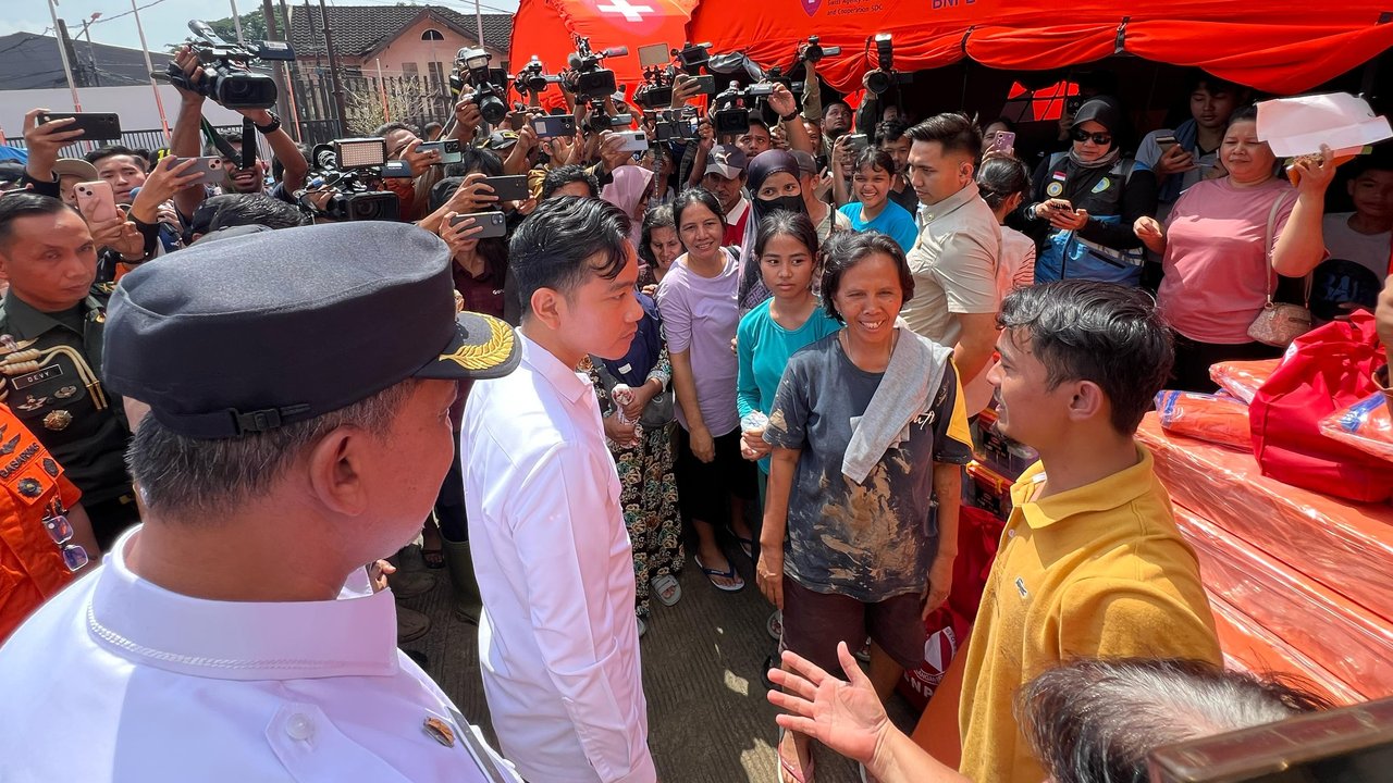 Wapres Gibran Tinjau Lokasi Banjir di Bekasi