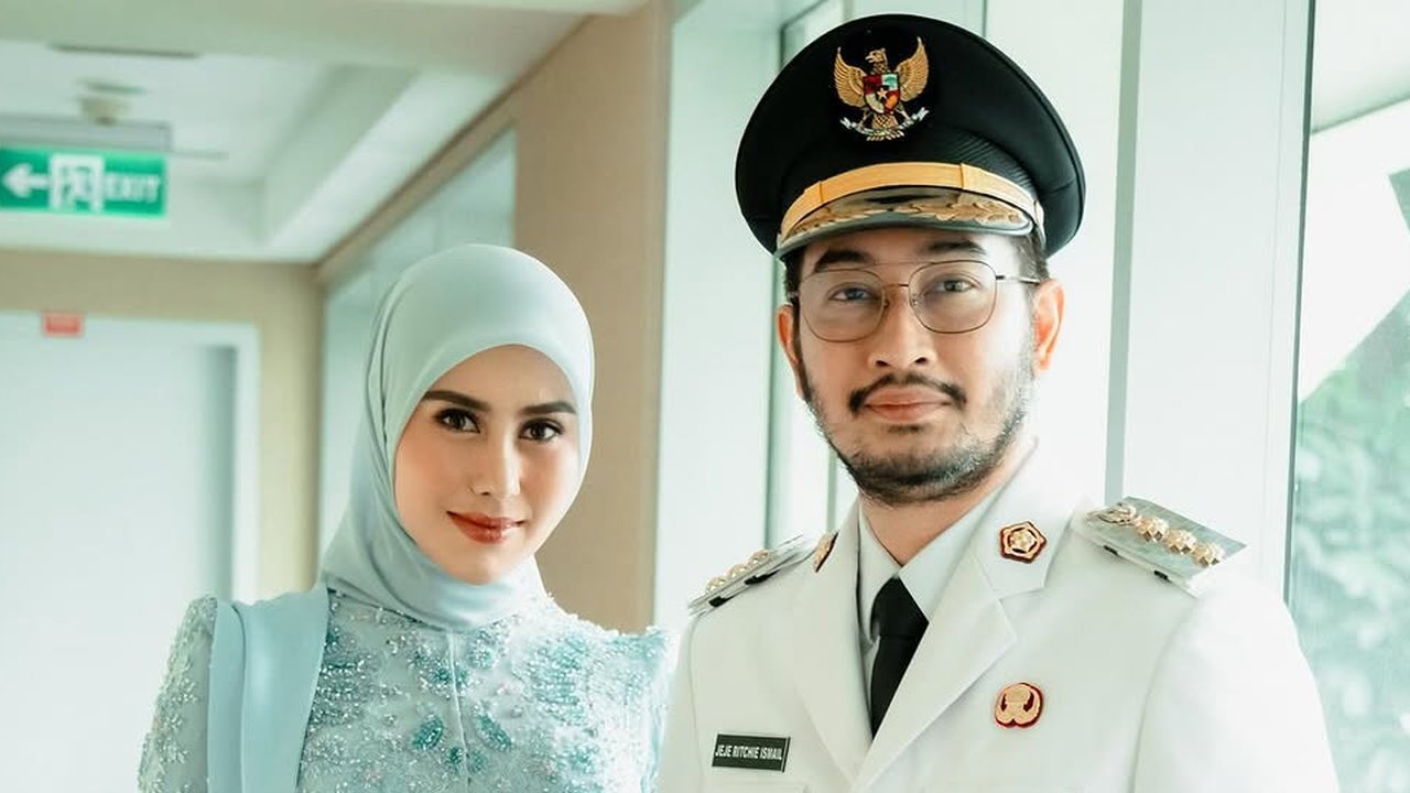 Sudah Menjabat Jadi Bupati Bandung Barat, Ini 7 Potret Jeje Govinda Kenakan Seragam Kepala Daerah