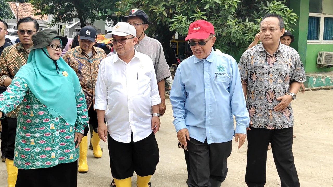 Mendikdasmen Ungkap 114 Sekolah di Bekasi Terdampak Banjir, Janji Perbaiki Bangunan yang Rusak