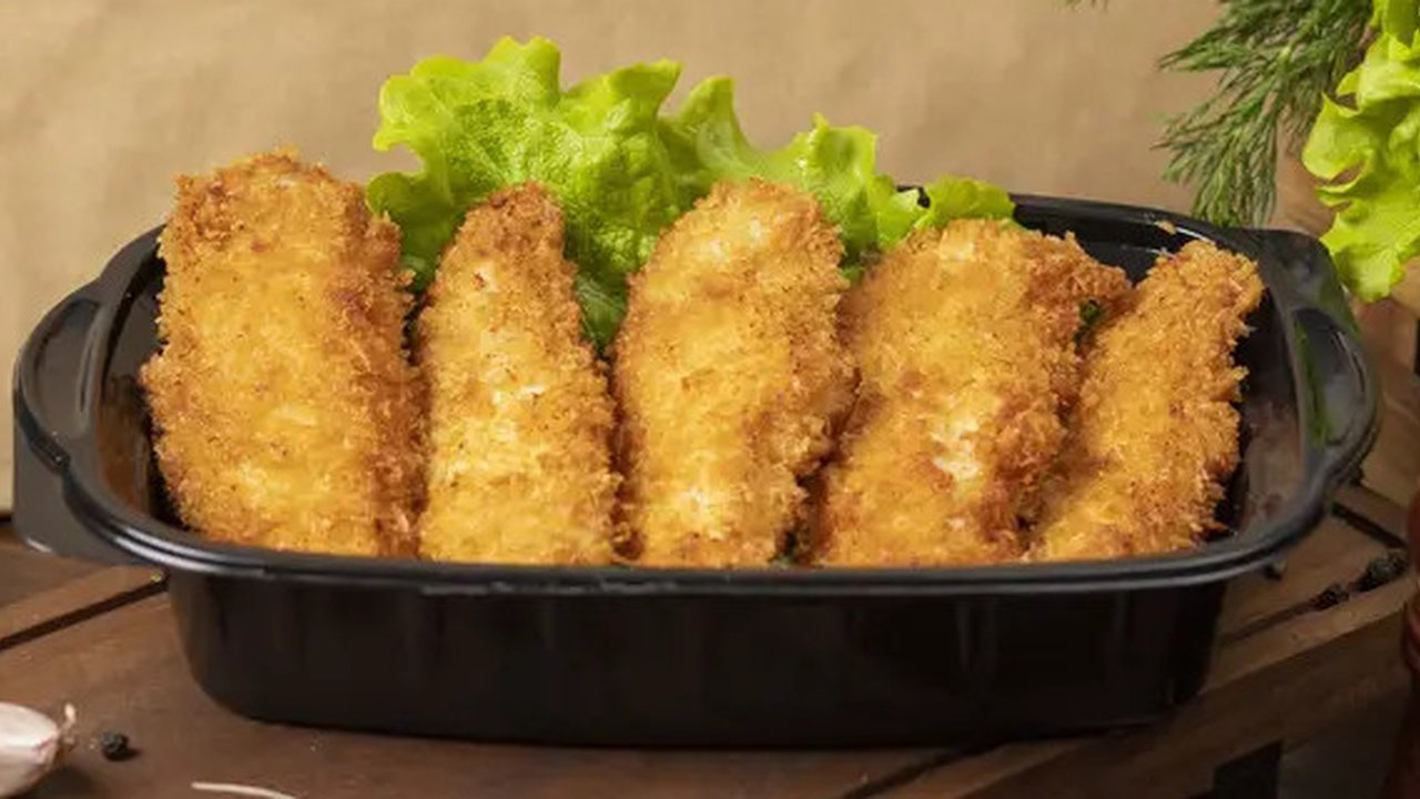 Sepiring terong ungu kecap. (Liputan6.com/IG/resepmasakmudah_)