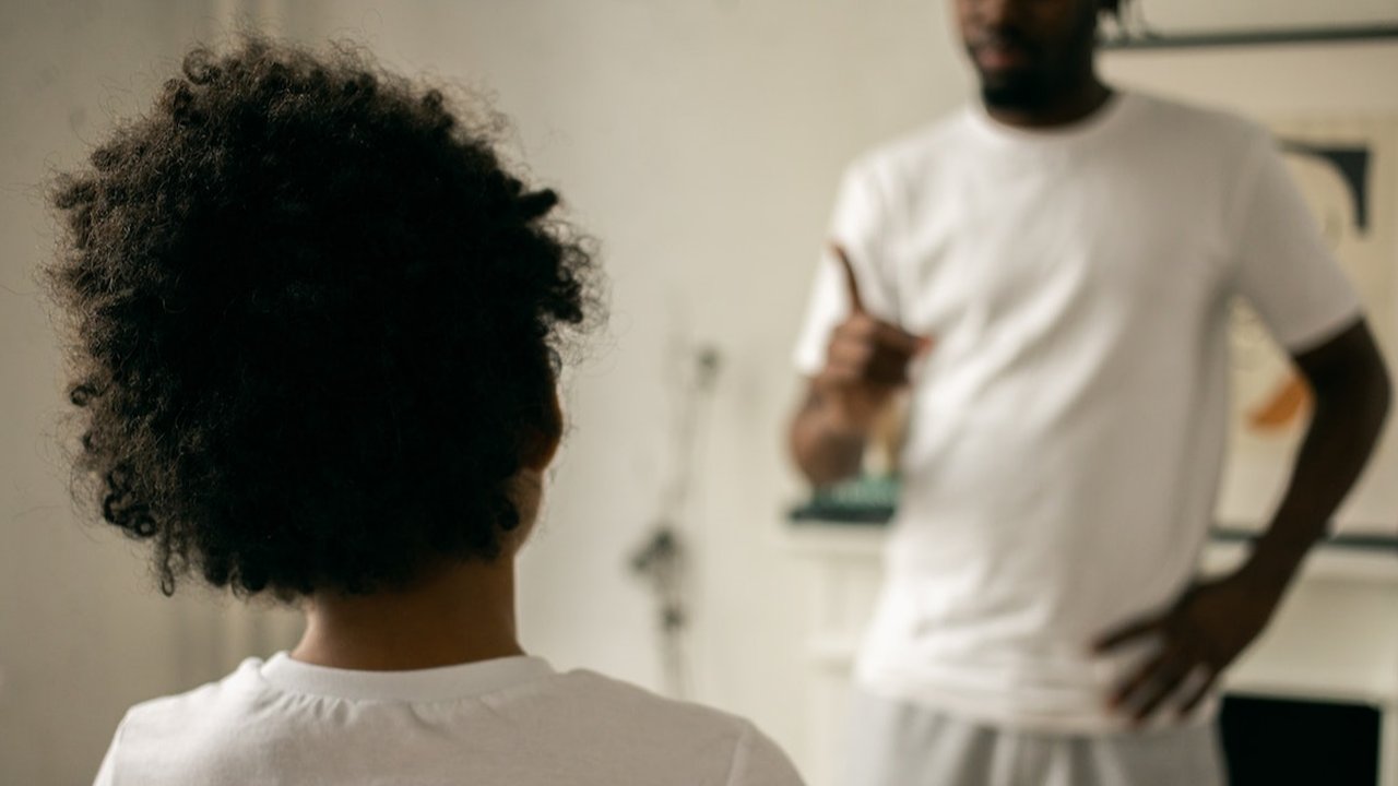 Ilustrasi Memarahi Anak