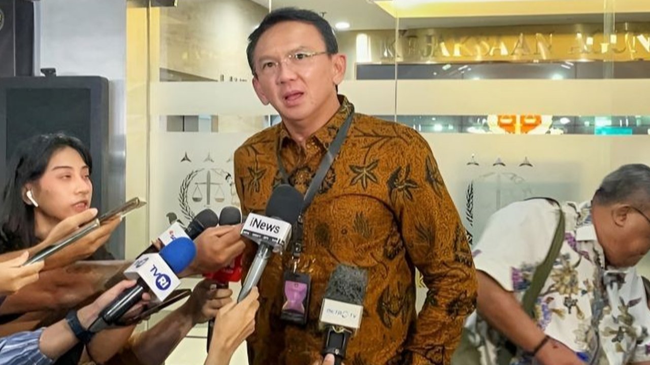 Ahok dan istri saat halalbihalal di kediaman Megawati Soekarnoputri, Senin (31/3).